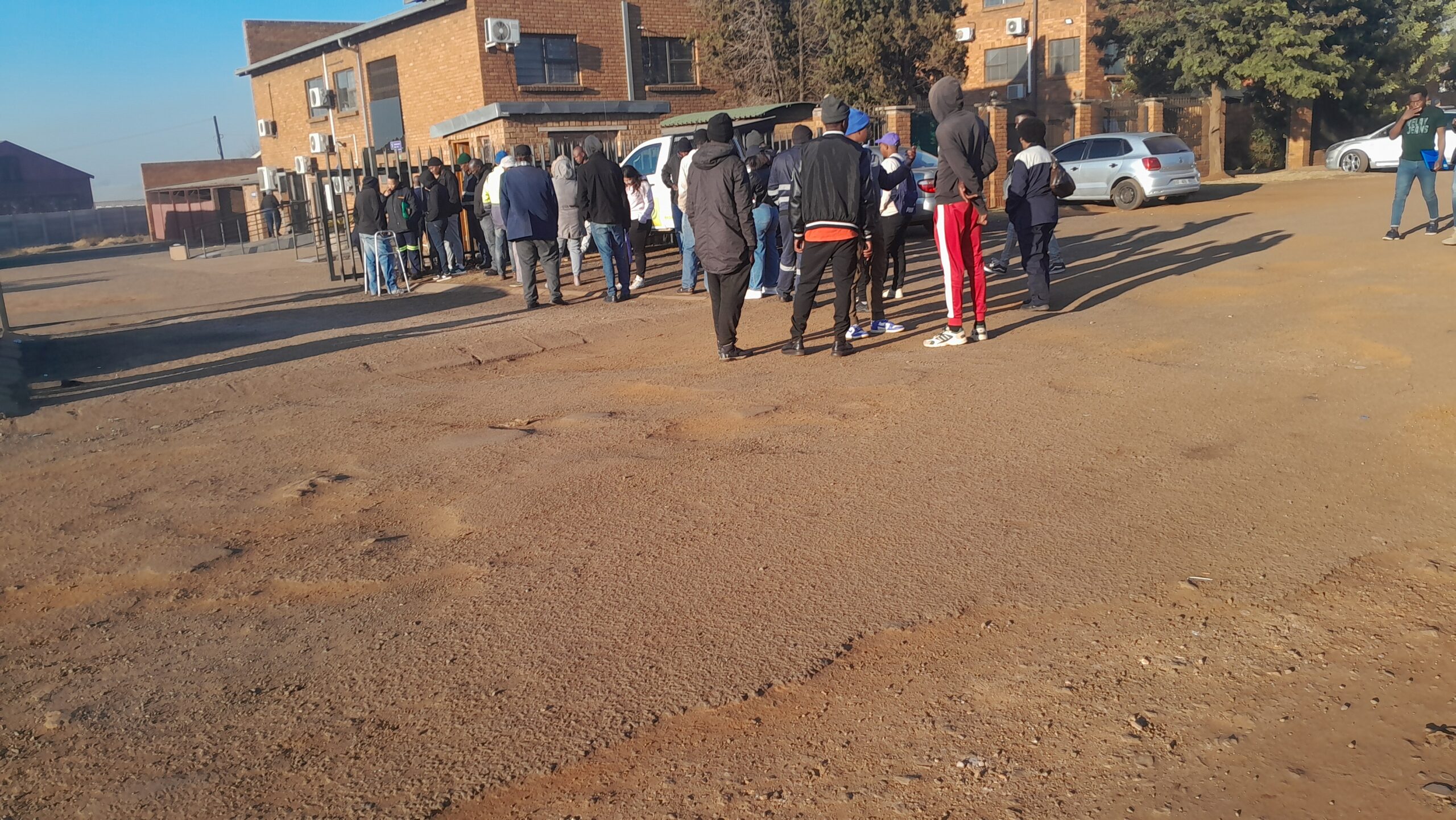 Delmas motorists frustrated over failing DLTC printing machines