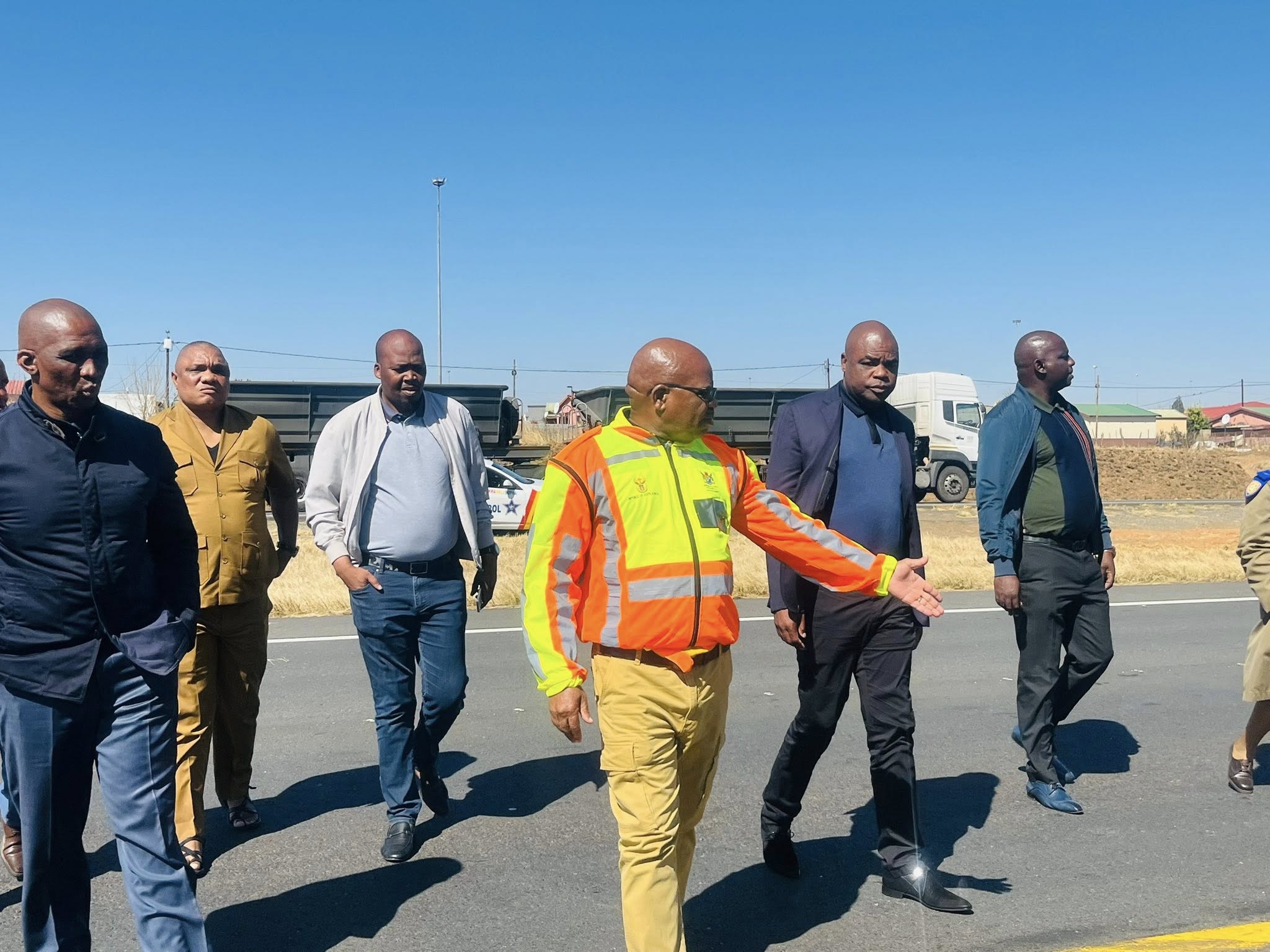 Eight farmworkers killed on N12 crash, families get support  